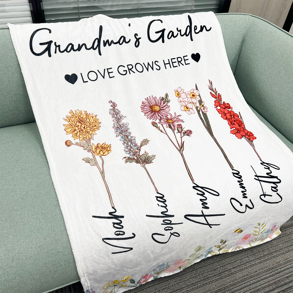 Mother - Mom's Garden Is Her Children - Personalized Blankets