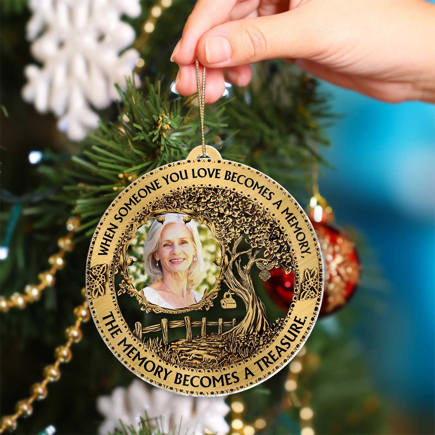 Family - Always On My Mind, Forever In My Heart - Personalized Memorial Ornament