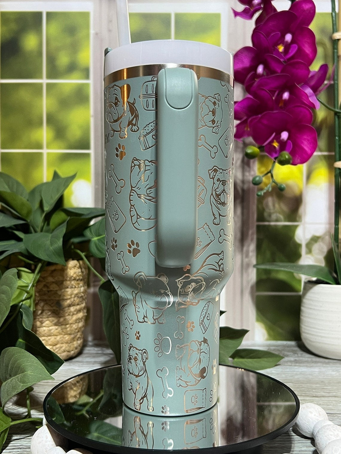 Tumbler English Bulldog Doodles Laser Engraved 40oz, Custom Engraved Seamless Tumble with Handle Lid and Strawr